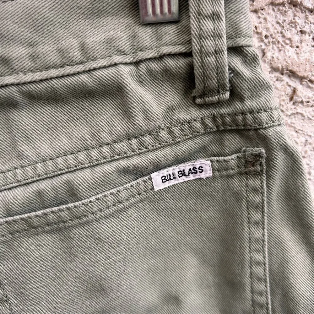 Vintage Bill Blass Sage Green High Rise Denim Jorts Size 8 (XS)
